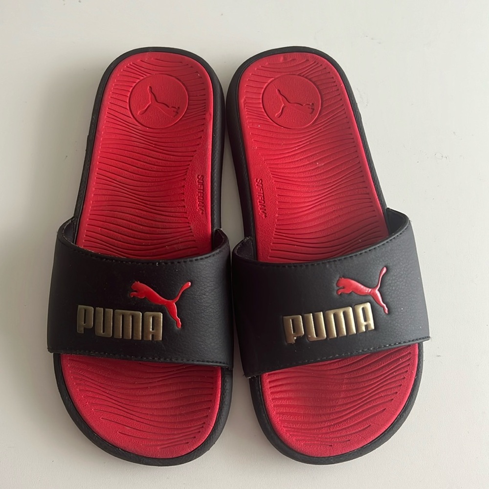 Puma Slides Men’s Black and Red